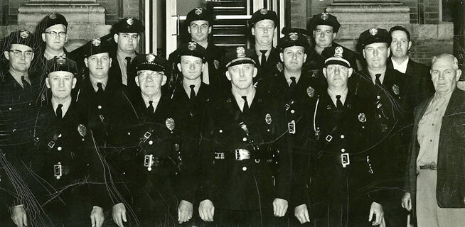 Red Wing police officers 1950.jpg
